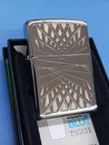 Zippo Webbed Radiance High Polish Chrome 24903
