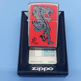 Zippo Tiger w/red background High Polish Chrome 250-06950